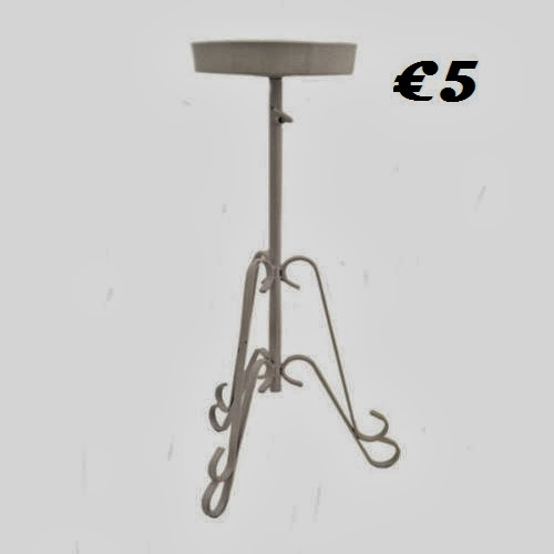 Lara Party Hire HIRE Metal Church Flower Pedestal Stand 70113cm