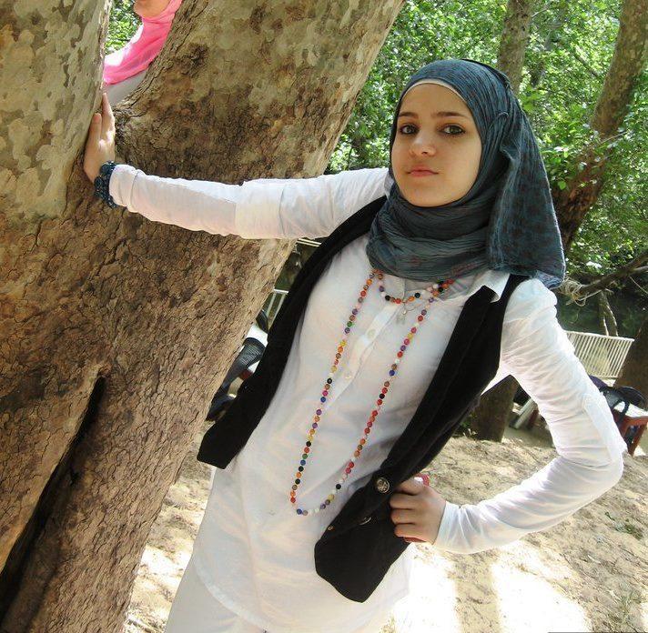 Arab syrian teen