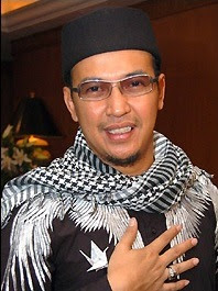 Kumpulan Foto Terakhir Uje Sebelum Ustadz Jeffry Al Buchori Wafat uje 0011 ok Kumpulan Foto Terakhir Uje Sebelum Ustadz Jeffry Al Buchori Wafat