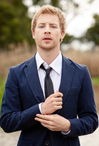 Angus Mclaren Shirtless Angus Mclaren Images Pictures Photos