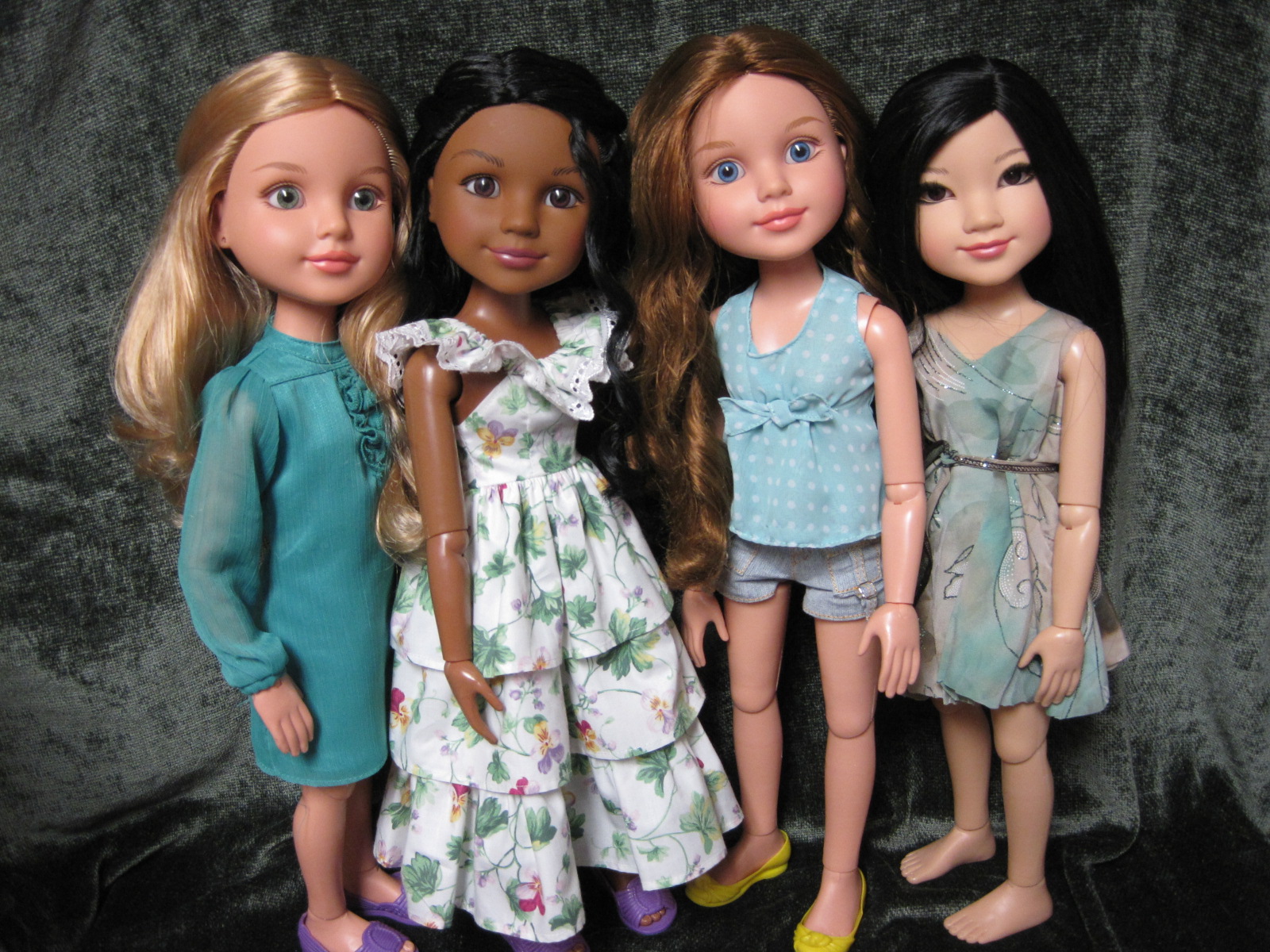Never Grow Up: A Moms Guide to Dolls and More: New BFC 