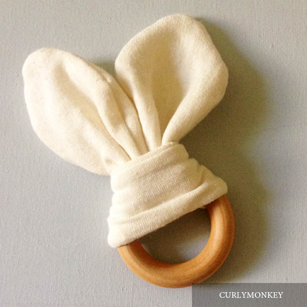 organic wooden teething rings