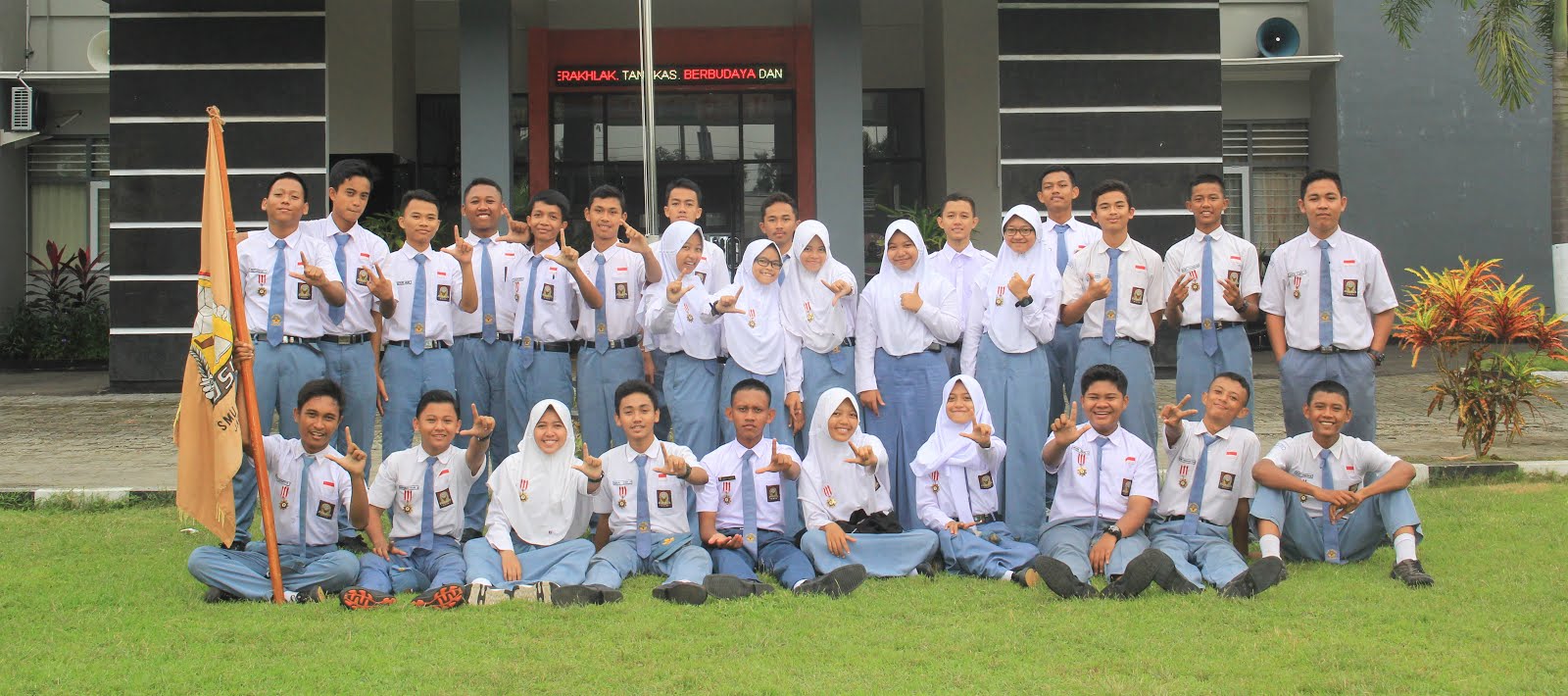 osis Argatama SMAN 1 JATILAWANG 2016/2017