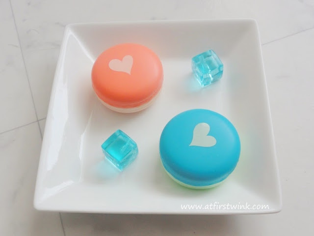 It's skin macaron solid perfume review