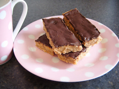 Peanut Butter Traybake Bars (Vegan)