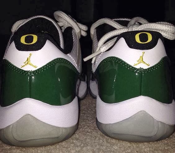 THE SNEAKER ADDICT: Air Jordan 11 XI Low Oregon PE Sneaker (Image)