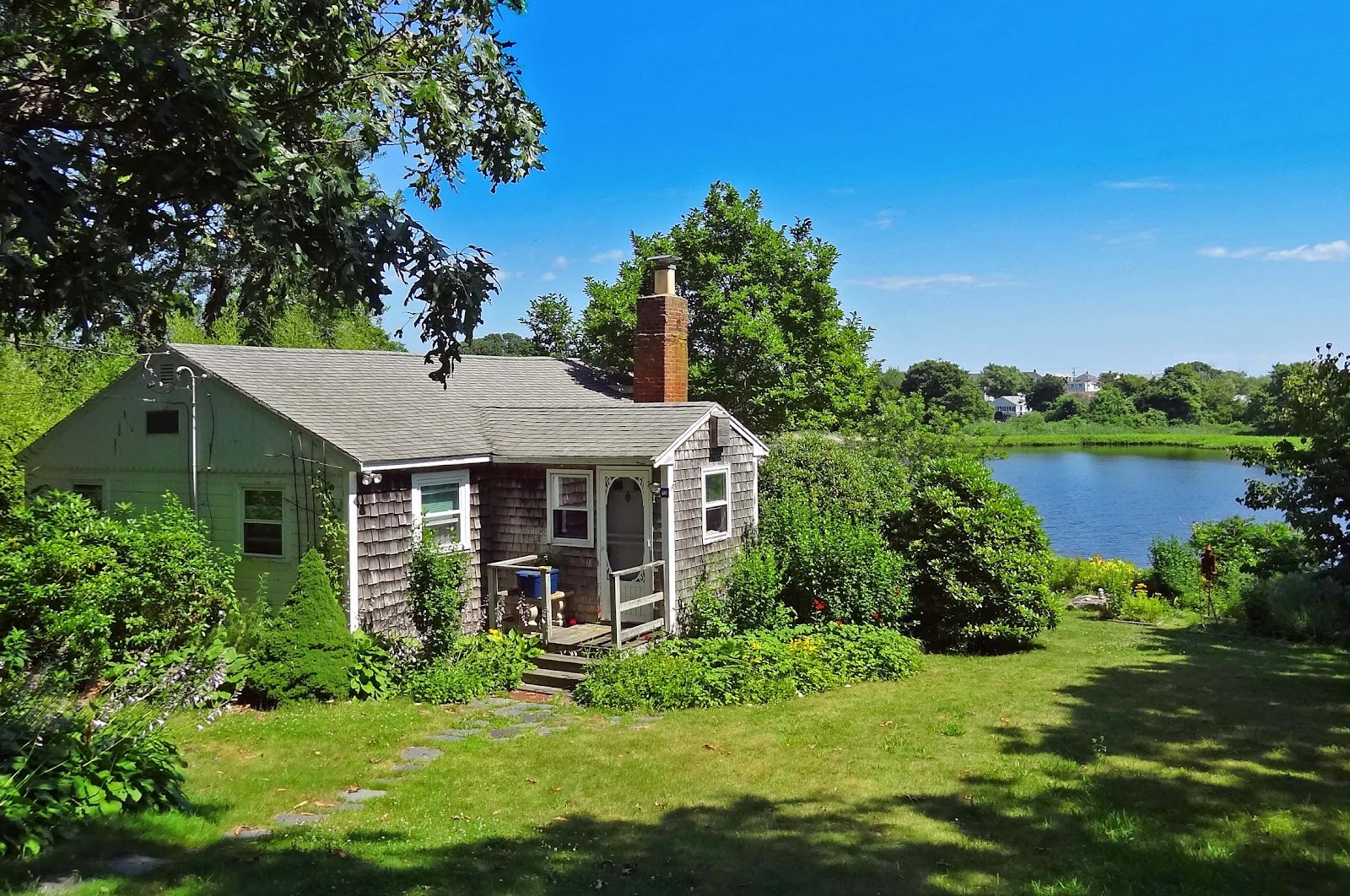 Joe's Retirement Blog Amy's Summer Garden, Bartlett Pond, White Horse