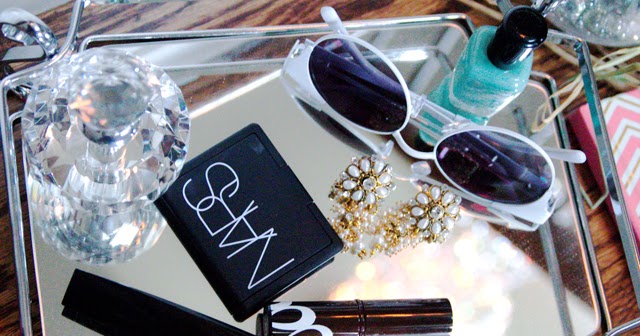 6 Miracle Makeup Products Every Girl Should Own