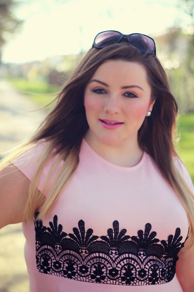 Plus Size Outfit – A dream in rose
