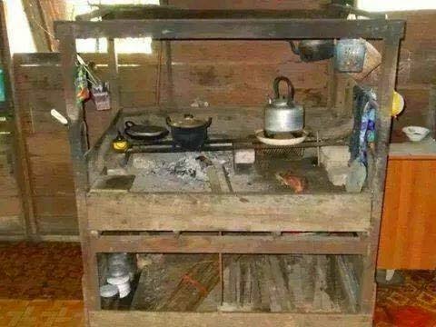 Qorok Hijau: Dapur Kayu