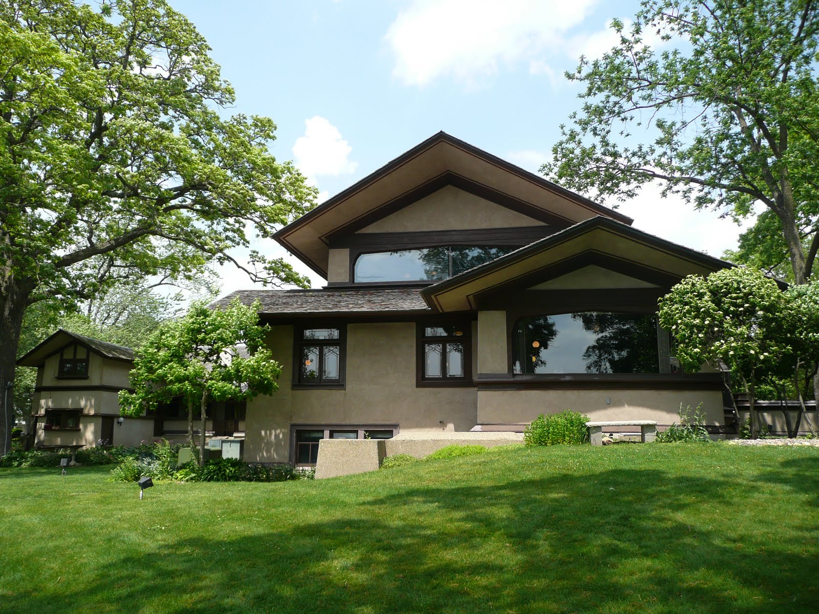 Life at 55 mph The Bradley House by Frank Lloyd Wright in Kankakee