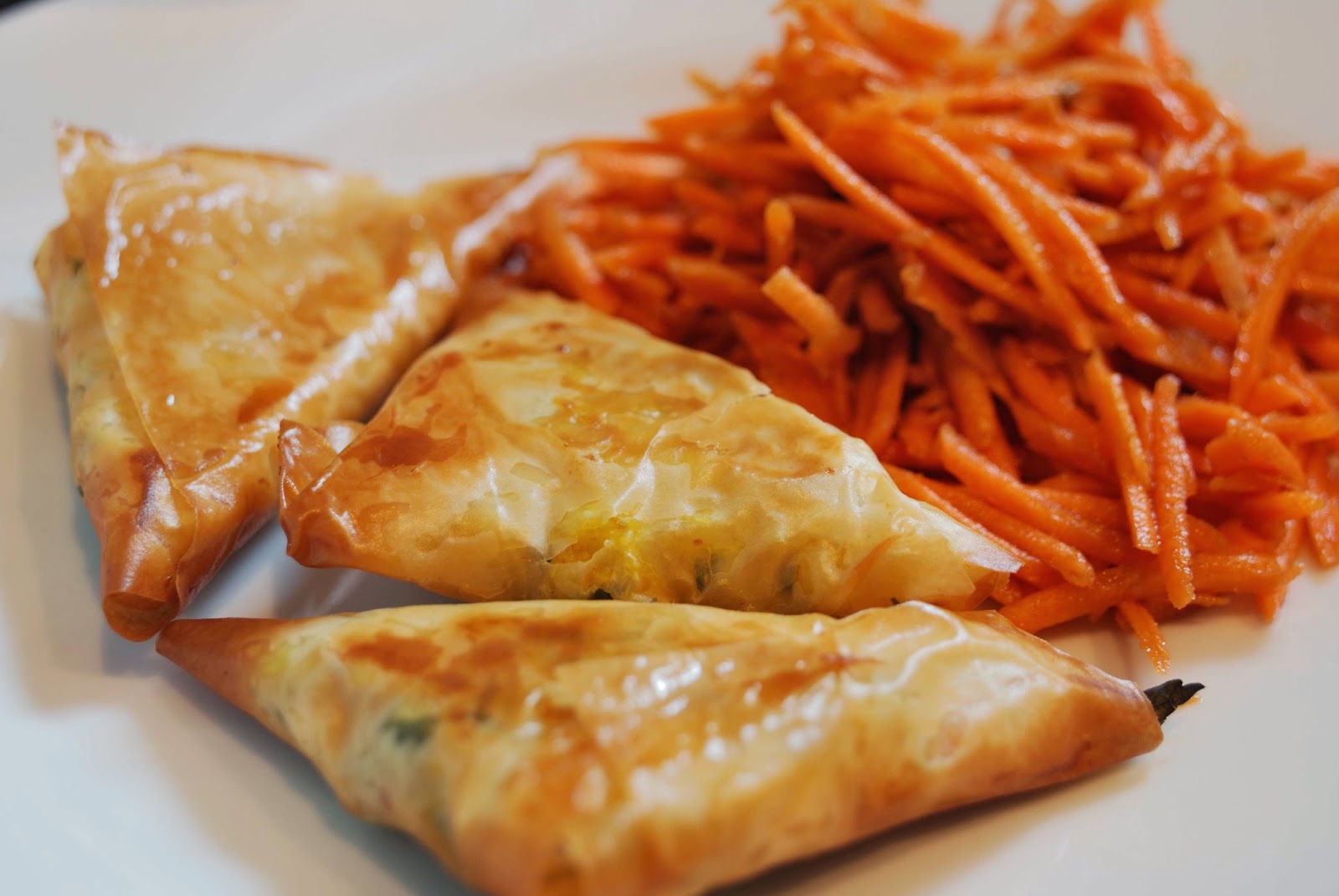 Pauline à la crème anglaise: Easy Vegetable Samosas (vegetarian and