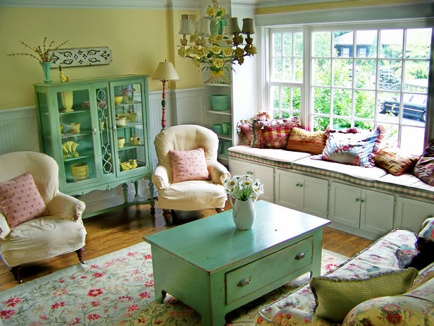 Eye For Design: Decorating Vintage Cottage Style Interiors