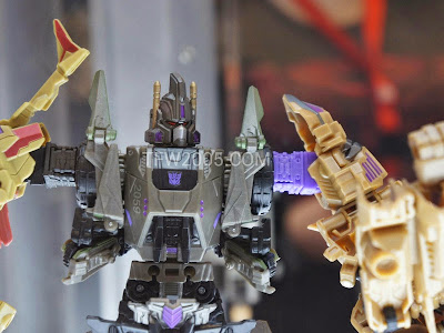 Bruticus Transformers Generations BOTCON 2012