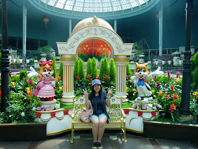 Seoul's Biggest Indoor Theme Park, Lotte World