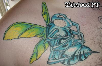 Tatuagens abelha robot azul