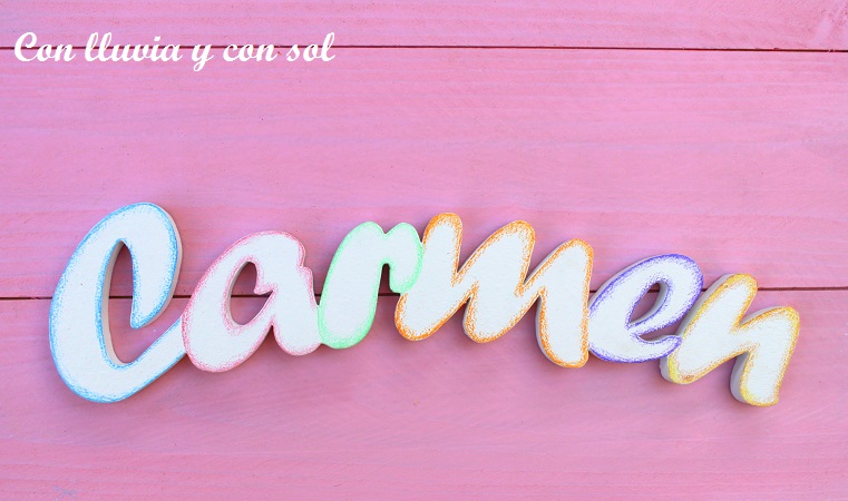 Con lluvia y con sol: NOMBRE DE MADERA PARA PARED DEL DORMITORIO DE CARMEN