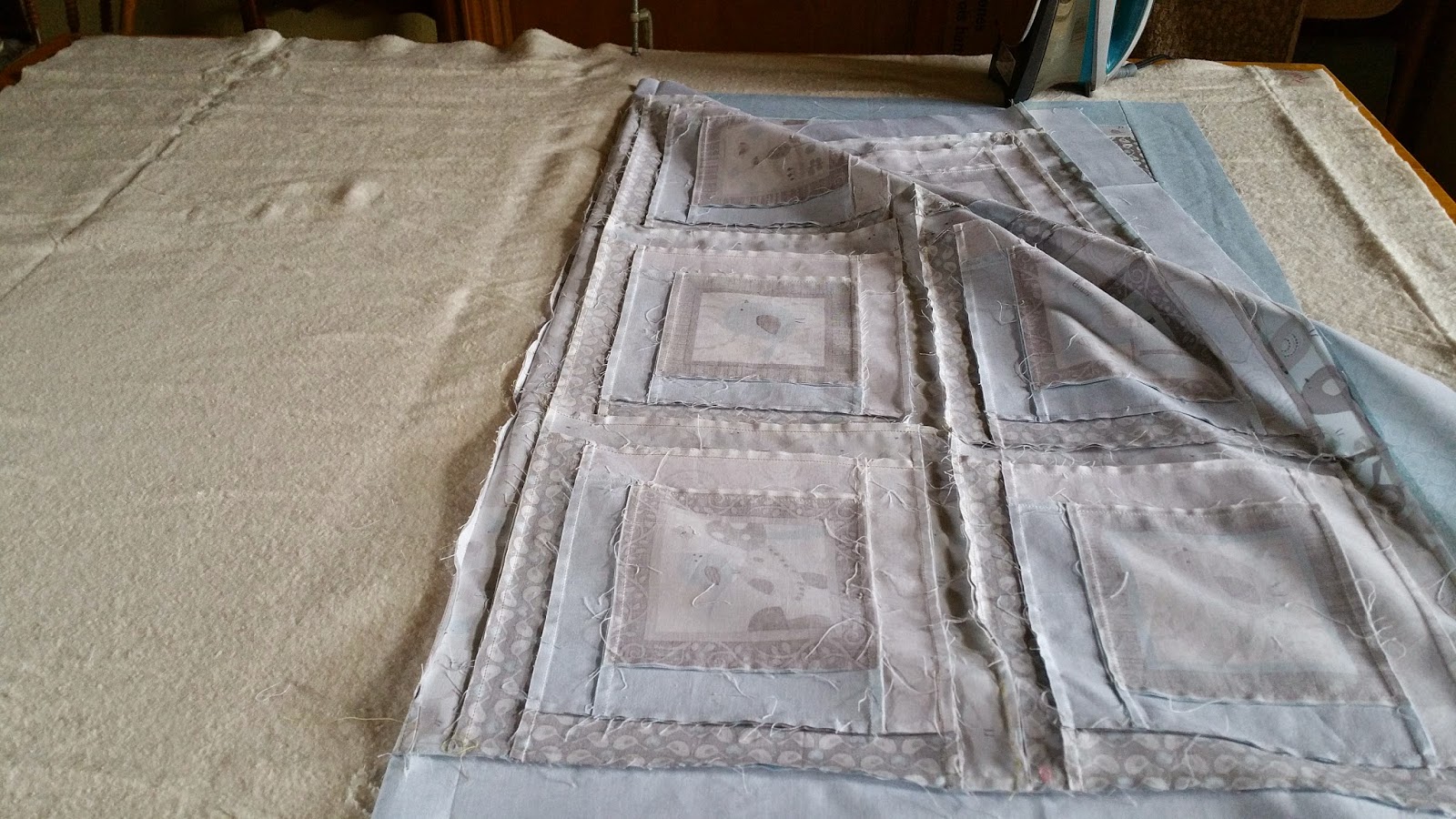 Sara's Quilting Corner Elmers Glue Quilt Basting Tutorial