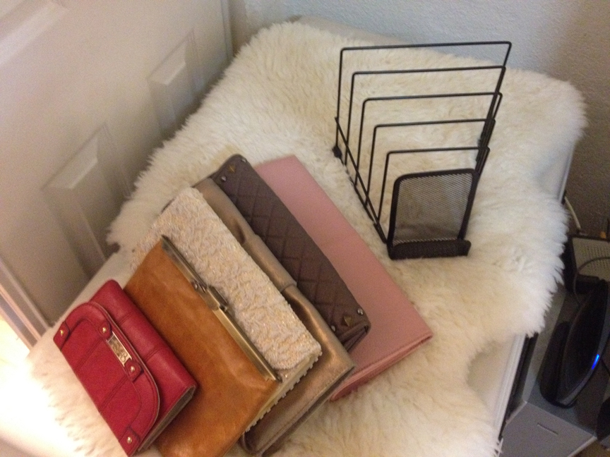 my thrifty chic DIY Clutch Organizer