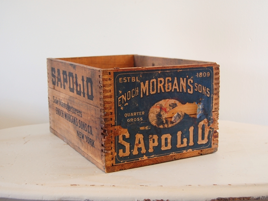 Frog Goes to Market: A Love for Old Labels