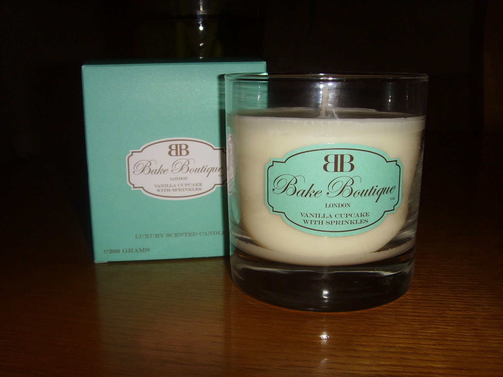 To ELLE and Back... NYC & LDN LifeStyle Blog Bake Boutique Candles