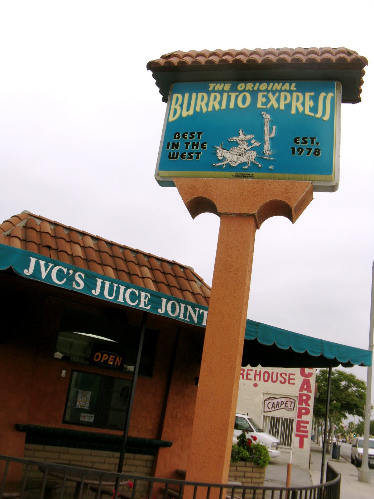 the sky is big in pasadena April 2011