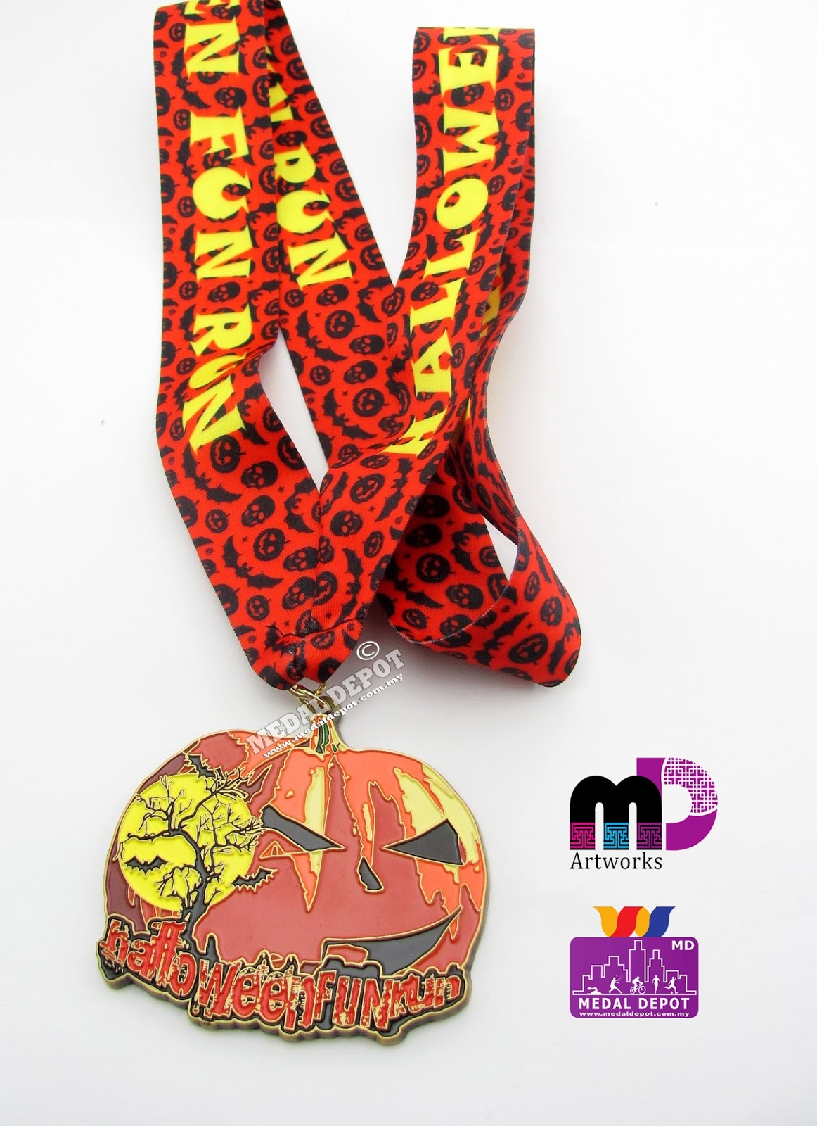 Medal Depot Halloween Fun Run medal