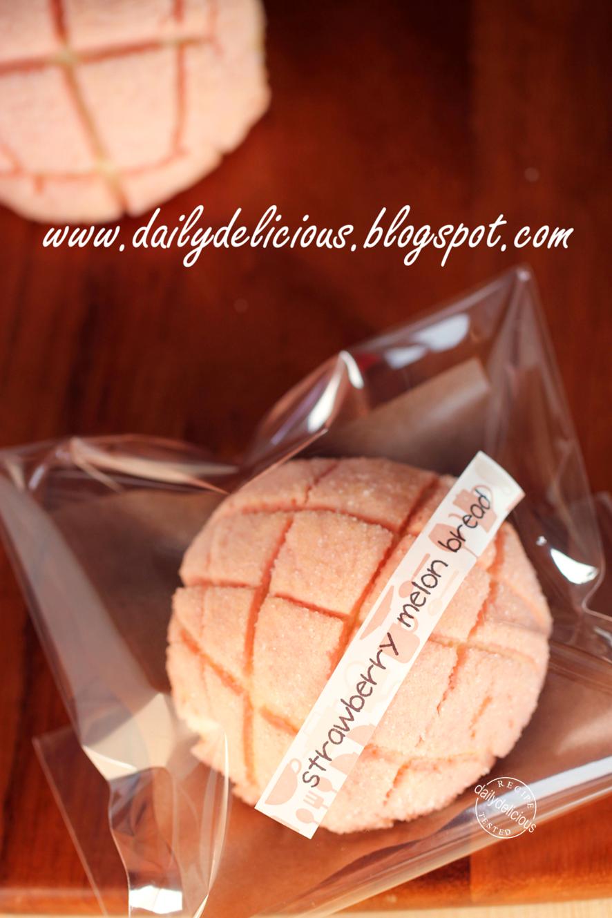 dailydelicious Strawberry Vanilla Melon Breads Happy morning breads!