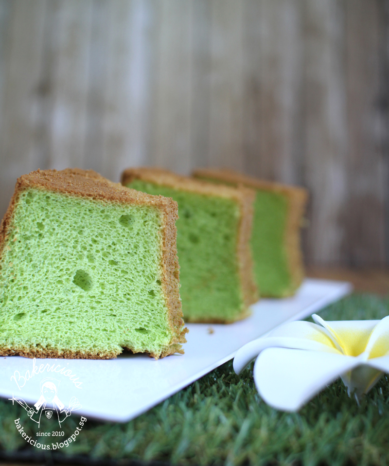 Bakericious Pandan Rice Flour Chiffon Cake 班兰 米粉戚风蛋糕