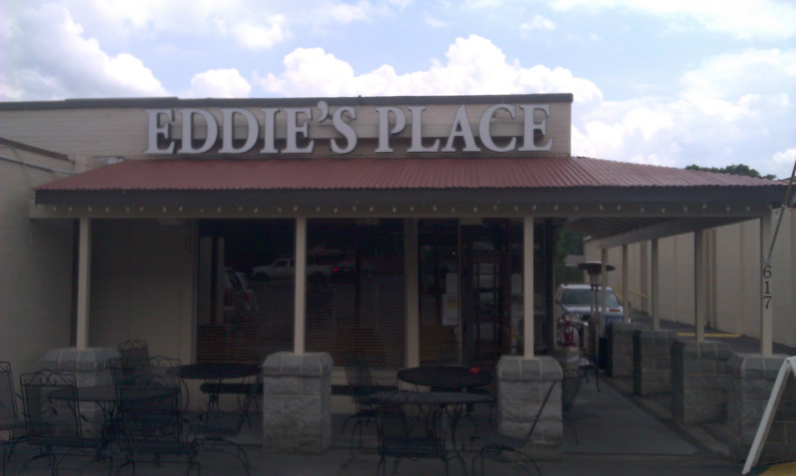 Roadtrip Review Eddie's Place