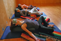 Yoga com as frequências reconectivas