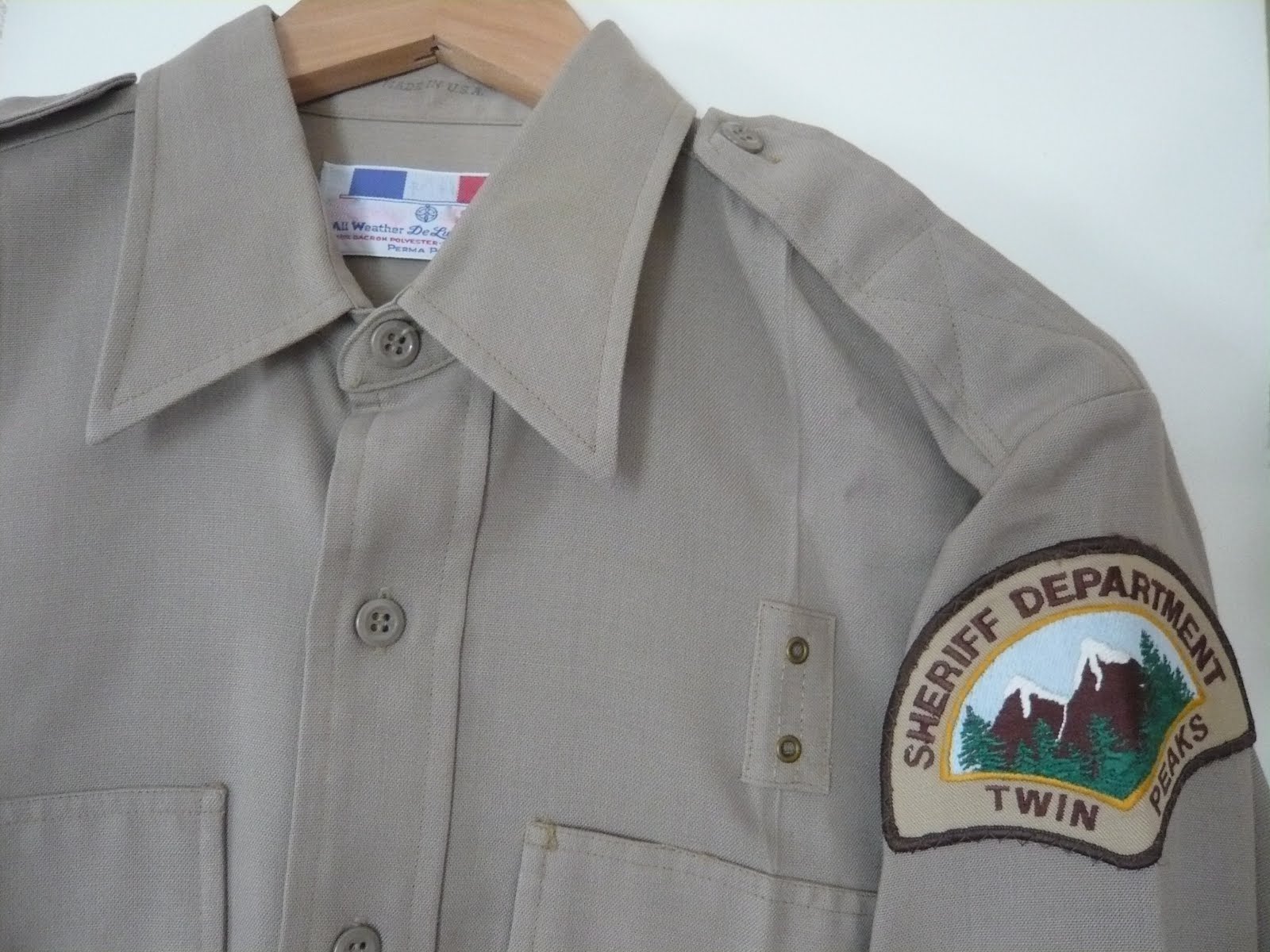 twin peaks sheriff department shirt