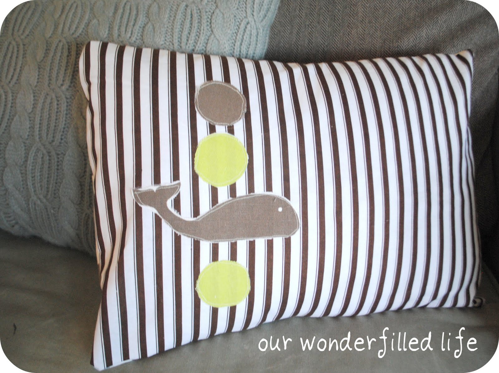 Our Wonderfilled Life Applique Pillow Tutorial