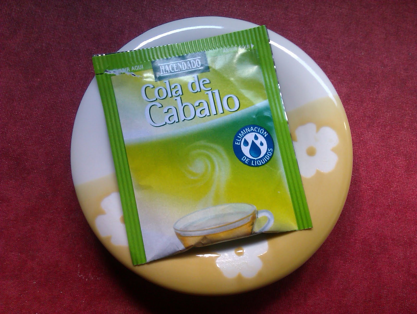Noyikodih: Infusión de Cola de Caballo Noyikodih: Infusión de Cola de Caballo