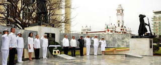 Ofrenda floral del 99 Aniversario de la Heroica Defensa del Puerto de Veracruz.