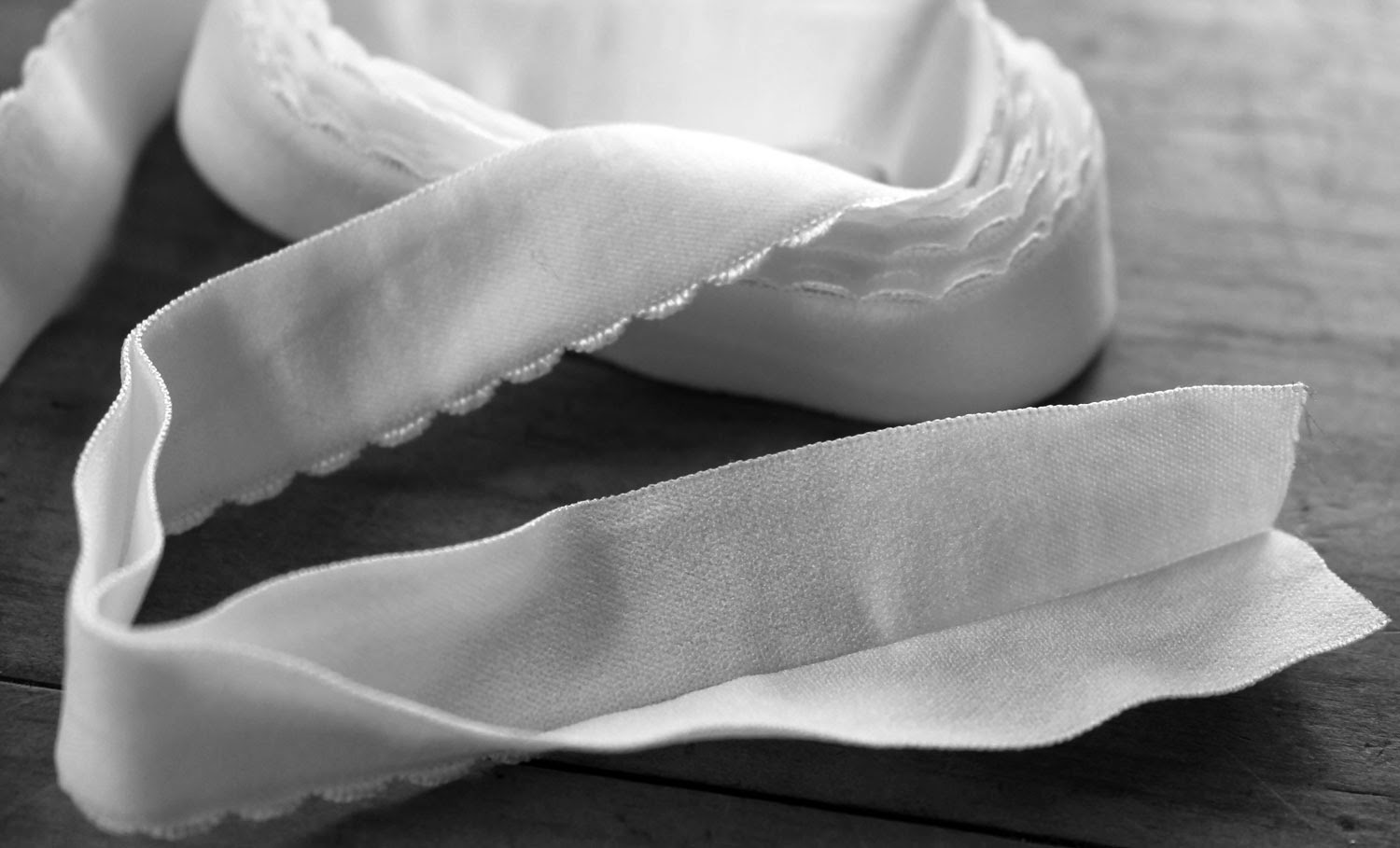 The Makers' Journal HOW TO attach foldover lingerie elastic