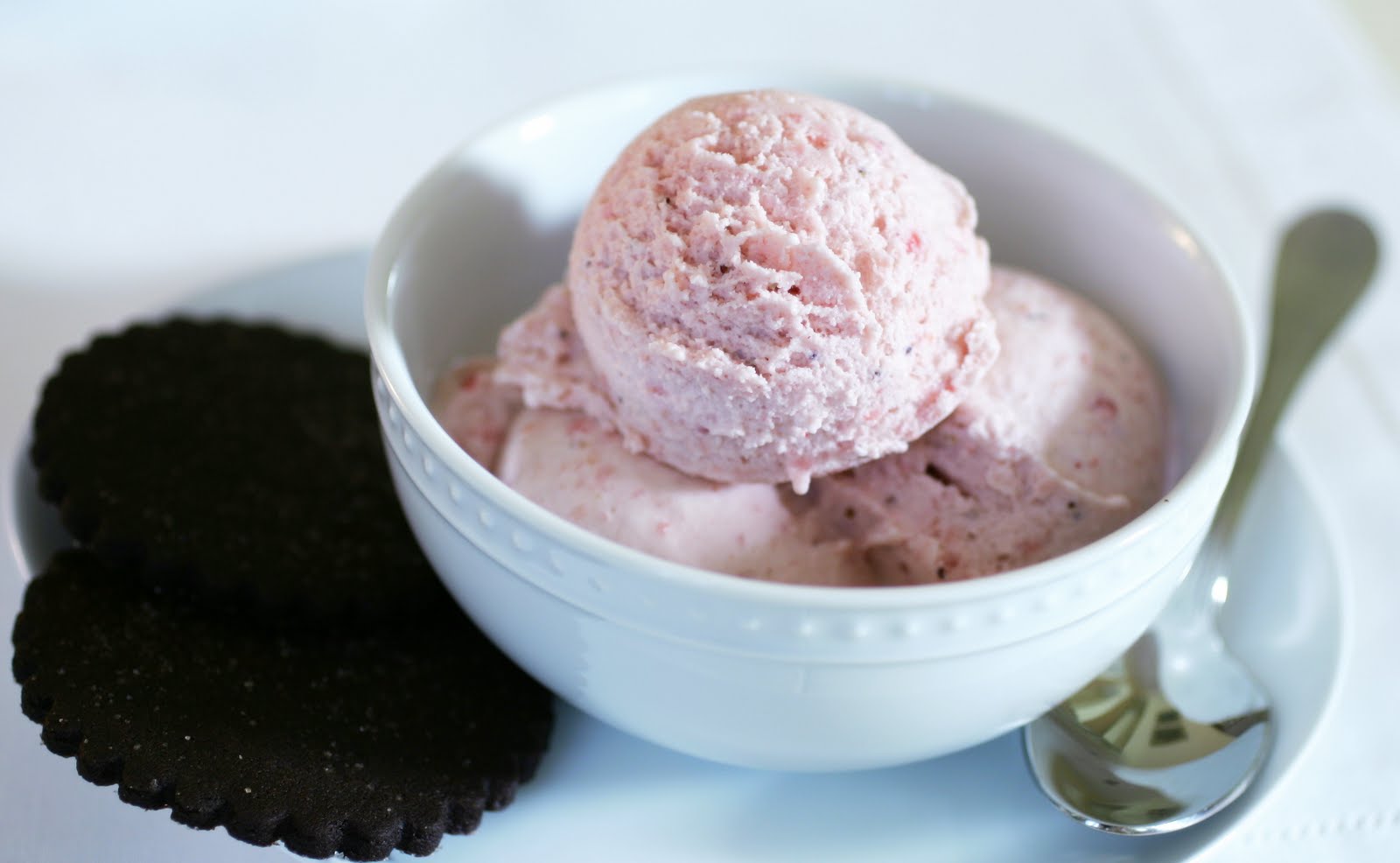 Tish Boyle Sweet Dreams Chocolate Wafer Cookies with Strawberry Pink
