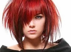 χτενίσματα για κόκκινα μαλλιά