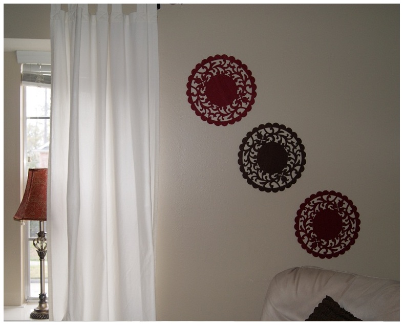 Prim & Practical Placemat Wall Decor!