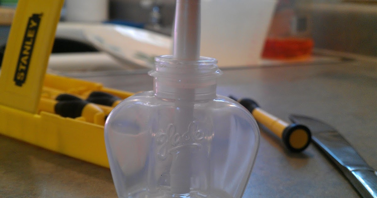 The Messy Crafter DIY Glade scented oil refills