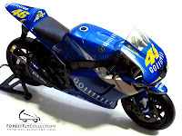 1:12 scale Yamaha M1 GAULOISES GP4 Valentino Rossi