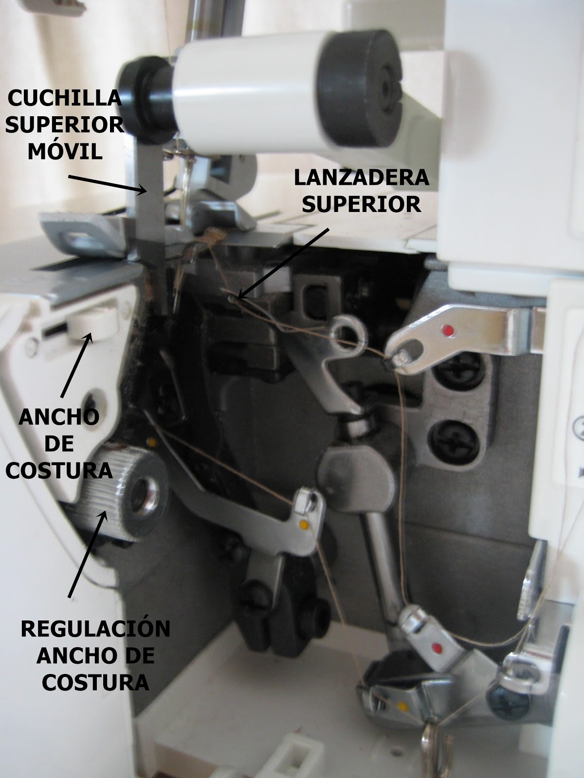 El chollo de la semana en Lidl: una máquina de coser remalladora con 12  tipos de puntadas a un precio que ni te imaginas