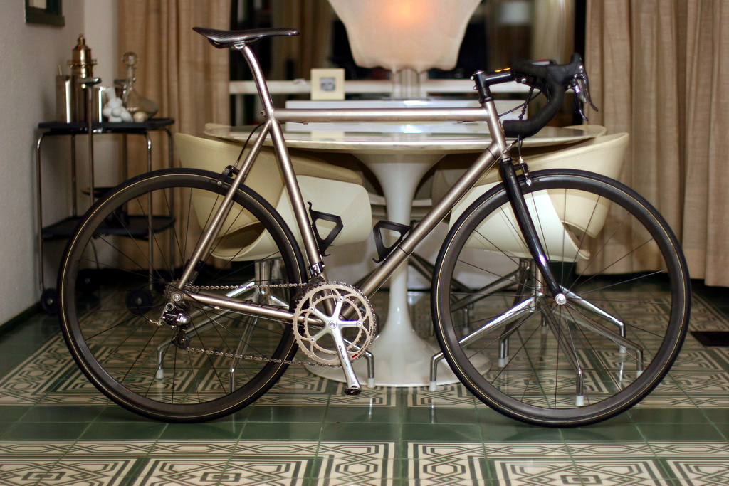 Moots+Vamoots+-+Campy.jpg