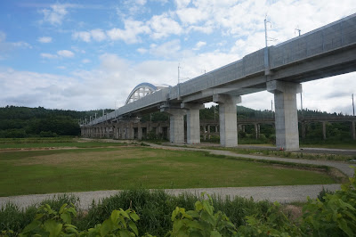 北海道新幹線をアンダーパスする津軽線