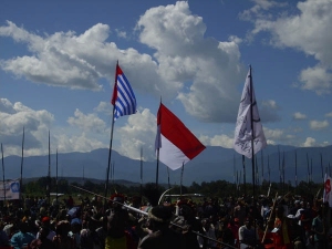 Puisi Papua | TIADA ARTI BERSAMAMU