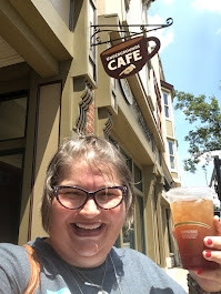 2019, Undergrounds Cafe, Hibiscus Lavender Iced Chai, Wooster, Ohio
