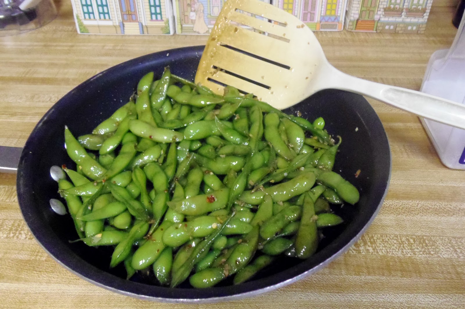 Glo's Kitchen Edamame Poke
