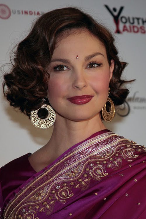 MBLEDUG-DUG: Ashley Judd Hairstyle