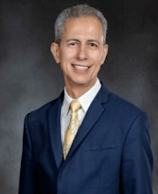 Prof. José A. Medina - Educador Certificado en Finanzas Personales