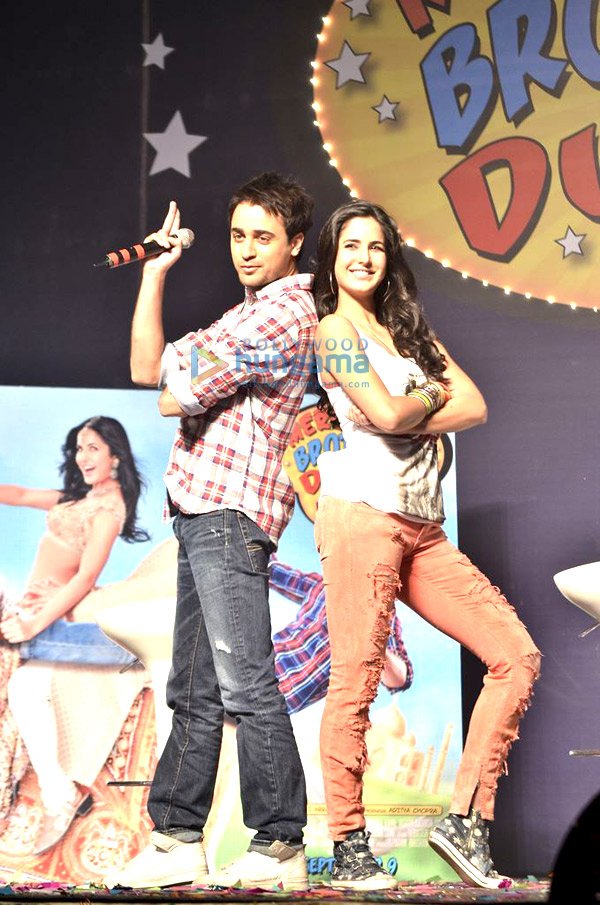 Katrina Kaif Performance At Audio Release Of mere Brother Ki Dulhan gallery
